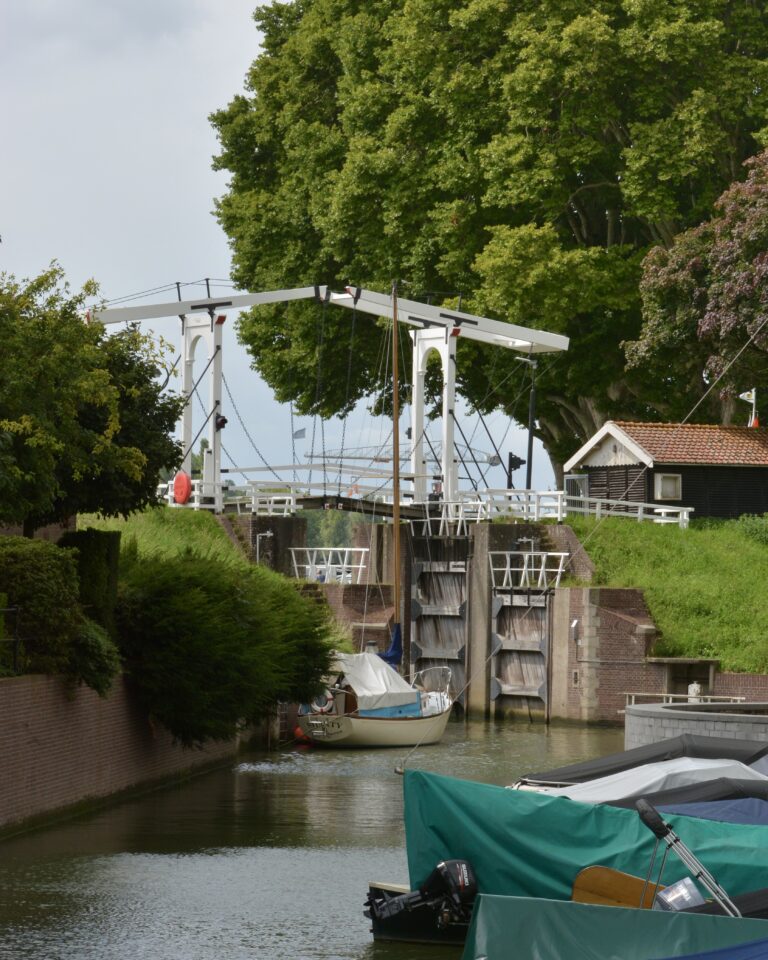 Ophaalbrug Sluis Schoonhoven